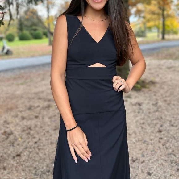 Theory Black Sheath Midi Dress V-Neck Sleeveless - Picture 4 of 4